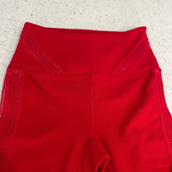 Free People Movement Leggings Vibrant Candy Red Womens Leggings Size XS EUC - Picture 6 of 13